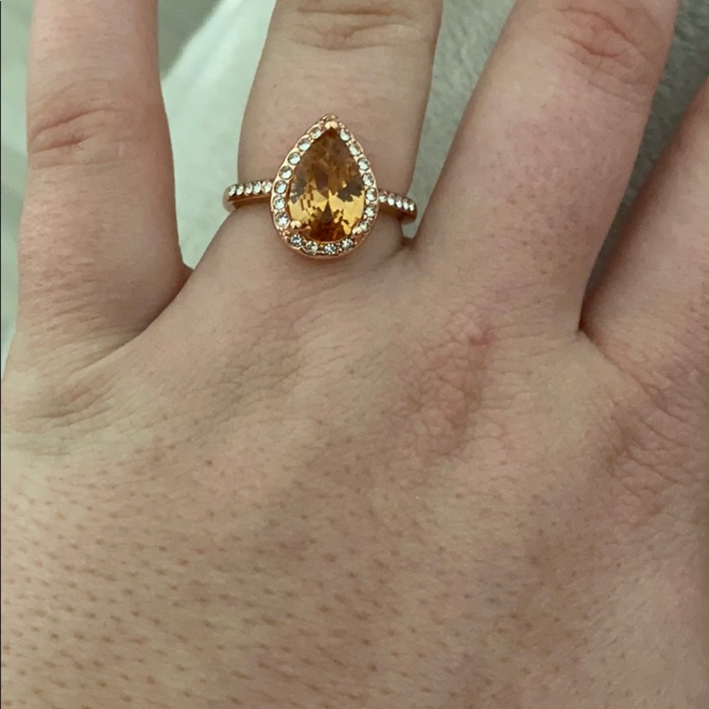 Ring - Picture 4 of 4